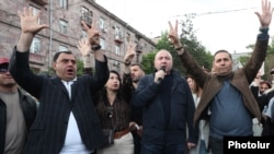 Armenia - Andranik Tevanian speaks during the Prosperous Armenia Party's campaign rally in Yerevan, May 21, 2026.