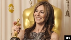 Regizoarea Kathryn Bigelow premiată la Hollywod