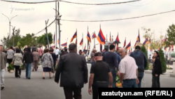 Armenia - People visit the Yerablur Military Pantheon in Yerevan, September 21, 2024.