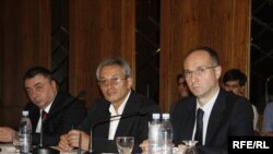 (მარცხნიდან) თენგიზ შარმანაშვილი, ავთანდილ დემეტრაშვილი და მიხეილ მაჭავარიანი 