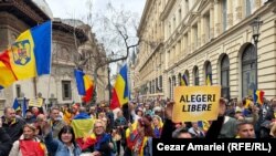 Pristalice AUR-a protestuju protiv poništenja izbornih rezultata 26. marta, na Georgescuov rođendan.