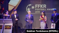 Кыргызстандын футбол федерациясы 2018-жылдын жыйынтыгын чыгарып, беш футболчуга "Жылдын мыктысы" деген наам ыйгарды.