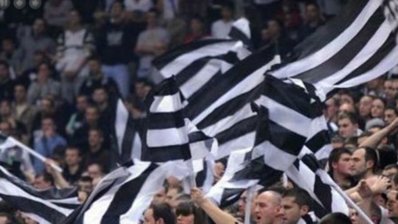 На кошаркарите на белградски Партизан им беше забранет влезот во Косово