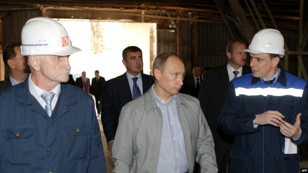 Волевого усилия премьер-министра в Пикалево хватило ненадолго.