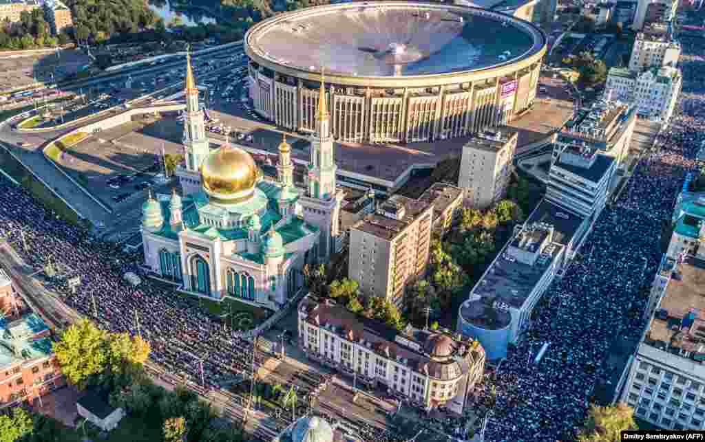 Праздник жертвоприношения Курбан-байрам в Москве