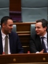 Kryeministri i Kosovës, Albin Kurti, dhe ministri i Jashtëm, Glauk Konjufca.
