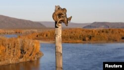 Tuvanın rayonlarından birində Şaman simvolu 15 oktyabr 2015