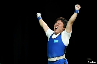 Сұлулармен аяусыз секс онлайн