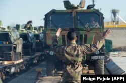 До Естонії прибуває техніка і французькі солдати – для захисту балтійської країни від можливої російської агресії