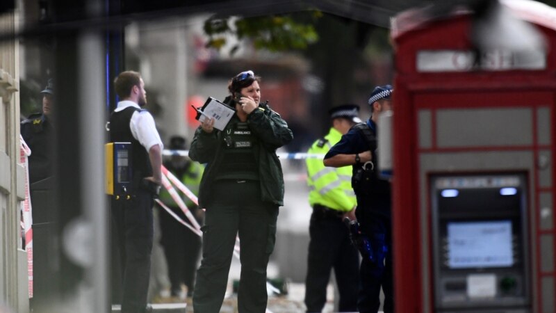 Уапсен маж со бомба во лондонска железничка станица