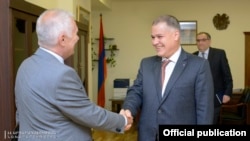 Armenia - Justice Minister Davit Harutiunian (R) meets with EU Ambassador Piotr Switalski, 9 June, 2017.