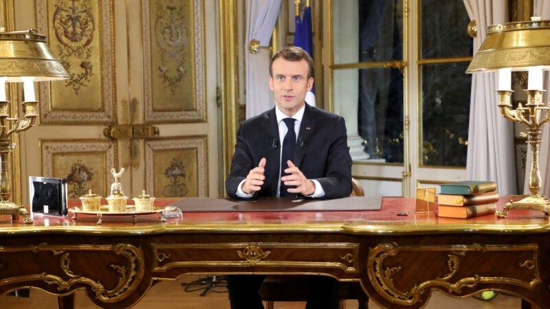 Presidentit Macron i largohet një nga këshilltarët kryesorë