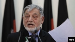 Afghanistan -- Independent Election Commission (IEC) Chief Ahmad Yusuf Nuristani talks to journalists during a press conference, in Kabul, April 24, 2014