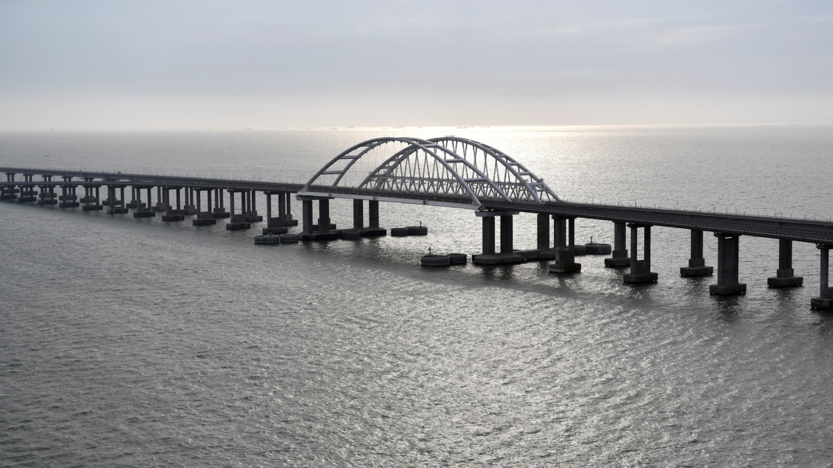eu sanctions russian entities individuals responsible  kerch strait