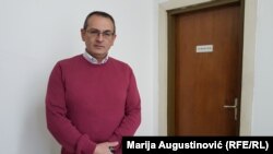 Jedino rješenje je moguće postići između vijećnika i gradonačelnika, u sali Gradskog vijeća, a ovakve obustave rada nikome ne pogoduju: Darmin Terzić