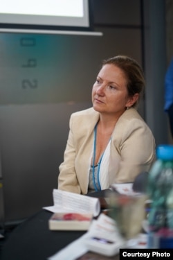 Александра Вахрушева.