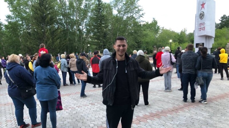 Полиция прекратила уголовное преследование экоактивиста из Степногорска Артема Сочнева