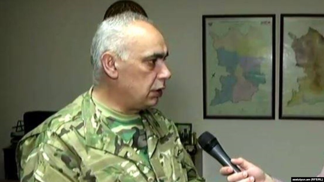 Вице-премьер Нагорног Карабаха Артур Агабекян дает интервью Радио Азатутюн, апрель 2016 г․