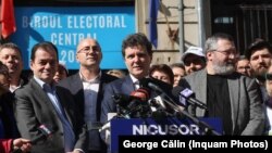 Primarul general al Capitalei, Nicușor Dan, și-a depus vinerea trecută dosarul de candidatură la alegerile prezidențiale.