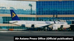 Самолет Air Astana.