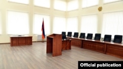 Բարձրագույն դատական խորհրդի նիստերի դահլիճը, արխիվ