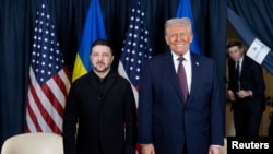 Președintele Ucrainei, Volodimir Zelenski, și președintele SUA, Donald Trump, la întâlnirea de la Forumul Economic de la Davos.