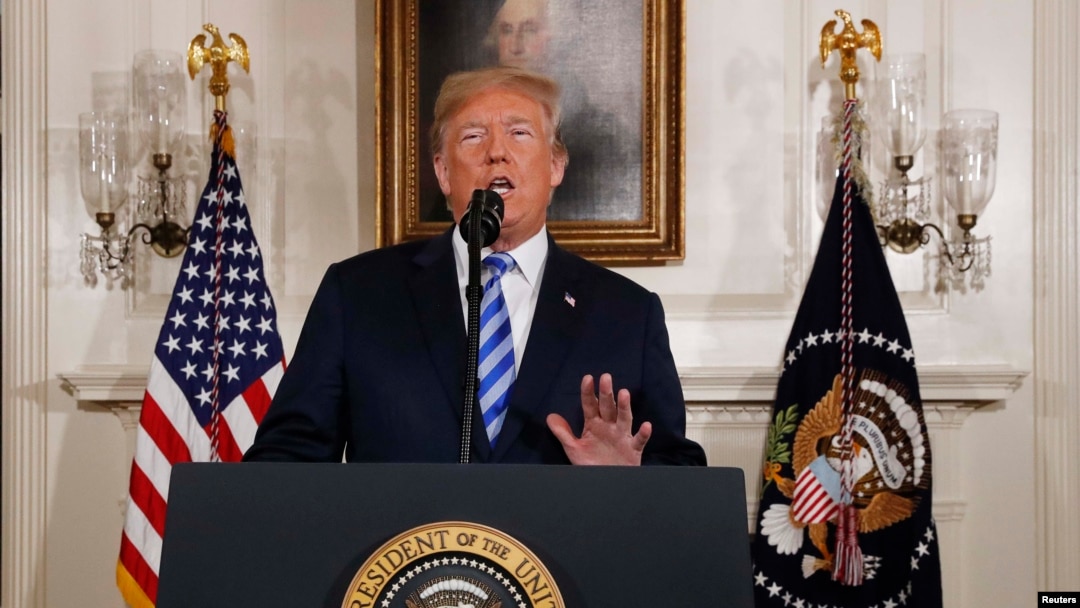 Дональд Трамп Иран менен келишим тууралуу чечимин жарыялоодо. 8-май, 2018-жыл. 