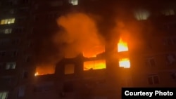 Noi atacuri aeriene rusești au lovit zonele civile din Harkov