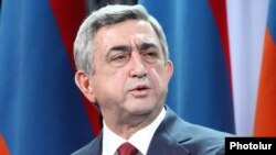 Armenia -- President Serzh Sarkisian speaks at a meeting of his Republican Party, 18Dec2010.