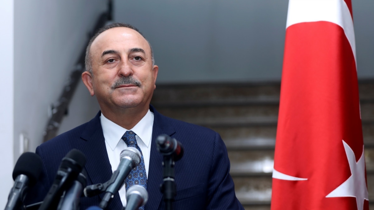 Голова МЗС Туреччини вперше за 13 років відвідав Чехію, говорив із Ліпавським про Україну