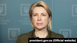 Deputy Prime Minister Iryna Vereshchuk: "Do not rush back." (file photo)