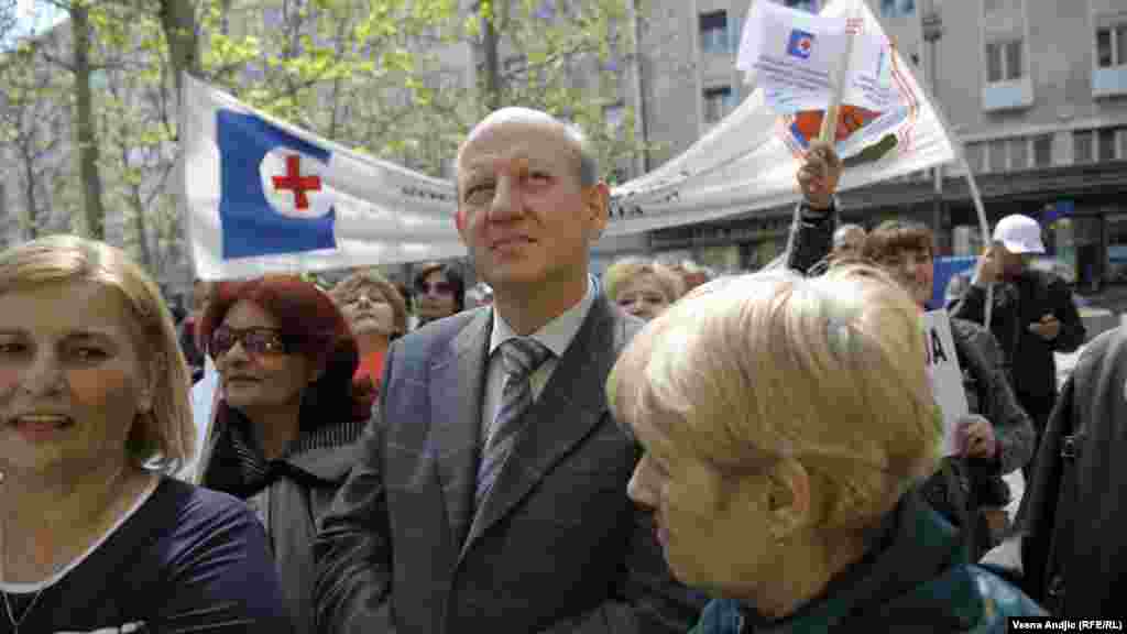 Na skup u Beogradu je došao i ministar zdravlja Zoran Stanković, 19.april 2012. Foto: RSE / Vesna Anđić