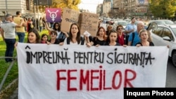 Imagine de la un marș pentru siguranța femeilor de pe 19 octombrie 2019, din București. 