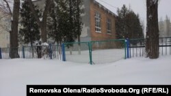 Засніжена школа, Київ