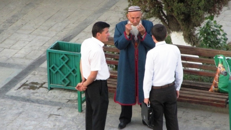 Häkimiýetler býujetçilere “asmanymyz arassa, döwlet işinden çykmaň” diýýär