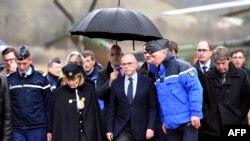 Daxili İşlər naziri Bernard Cazeneuve