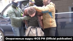 Задержание гражданина Украины Константина Давыденко в Симферополе 