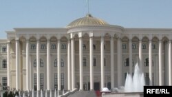 Бинои "Кохи Миллат" дар Душанбе