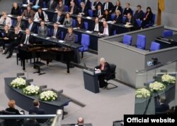 Anita Lasker-Wallfisch în Bundestag la 31 ianuarie 2018 (Foto: Achim Melde)