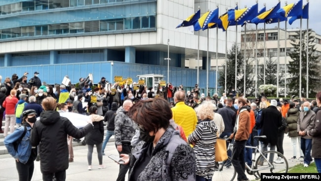 Protest građana zbog nenabavke vakcina, Sarajevo