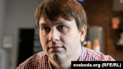 Nasha Niva editor in chief Yahor Martsinovich was also detained on July 8. (file photo)