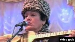 Uzbekistan - Olmahon Hayitova, honored artist of Uzbekistan