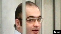 Eynulla Fatullayev in court in Baku in October 2007
