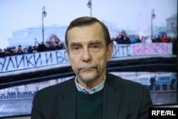 Лев Пономарев.