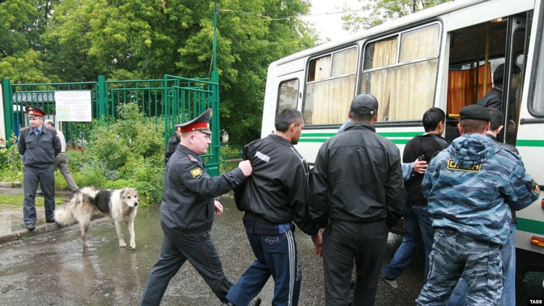 По мнению депутатов Мосгордумы, СМИ способствуют разжиганию этнополитического экстремизма.