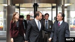 Vlad Filat şi Claudio Bisogniero, Secretarul General adjunct NATO