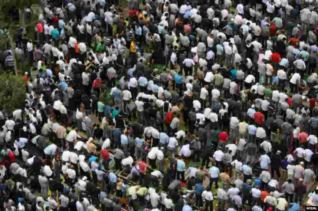 İlahiyyət məsçidində cümə namazı. #11