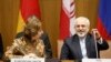 محمد جواد ظریف، وزیر خارجه ایران در کنار کاترین اشتون، مسئول سیاست خارجی اتحادیه اروپا 