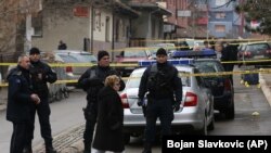 Policija na mestu na kome je ubijen Oliver Ivanović, Severna Mitrovica, 16. januar