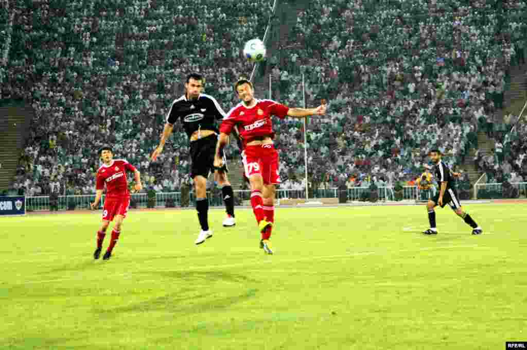 Qarabağ - Visla #15